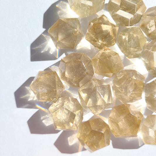 Citrine dodecahedron - Brazil Natural extra grade